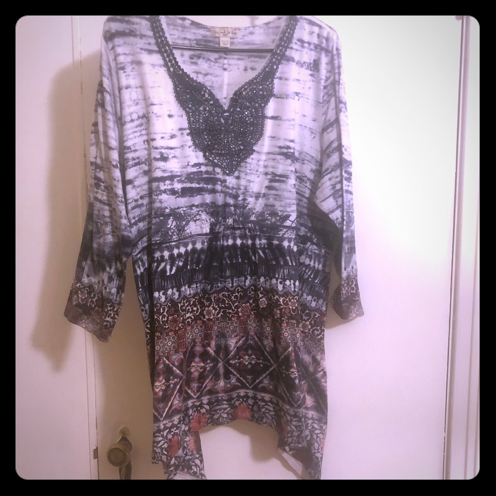 v-neck 3/4 boho top